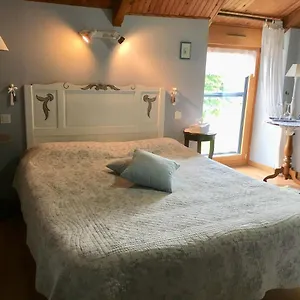 D'hote La Pastourelle Bed & Breakfast