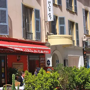  Hostel Art France